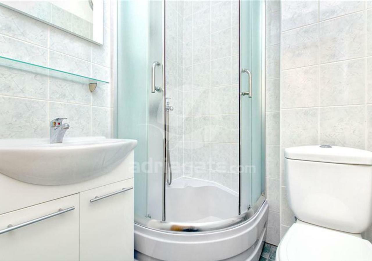 Apartments Iva Rogoznica  Ngoại thất bức ảnh